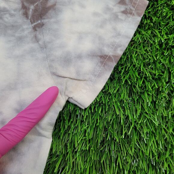 AC/DC 1976 High Voltage Fitted T-Shirt Womens XS/S Y2K Grunge Baby Tee - Picture 7 of 12